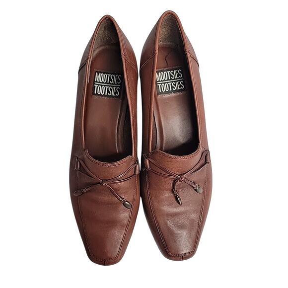 Mootsies Tootsies Women's Size 9 Brown Dress Loafers Leather Slip On Classic EUC - Picture 6 of 7
